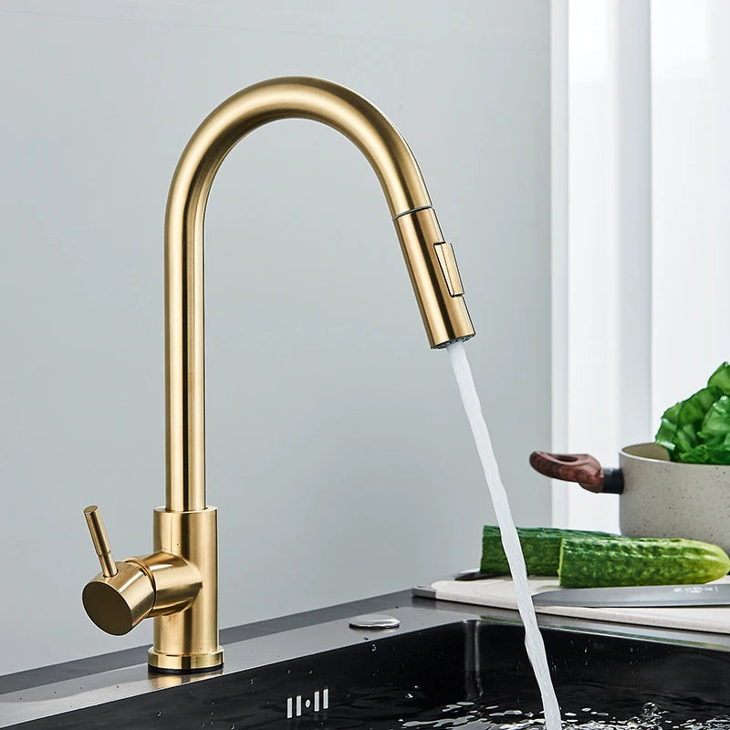Quyanre Brushed Gold Kitchen Faucet Pull Out Kitchen Sink Water Tap